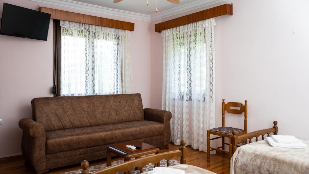 Fani'S House Under Meteora Apartment Kastraki Exterior photo