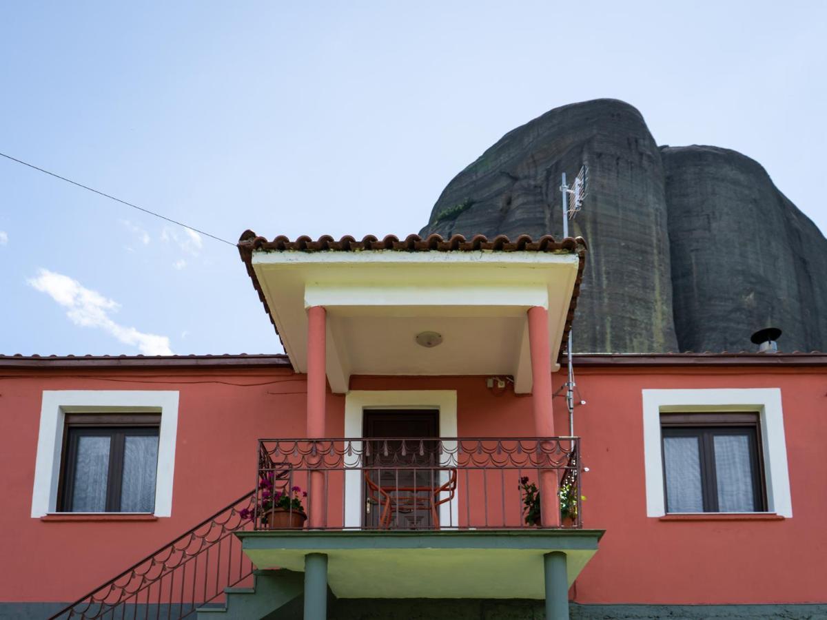 Fani'S House Under Meteora Apartment Kastraki Exterior photo